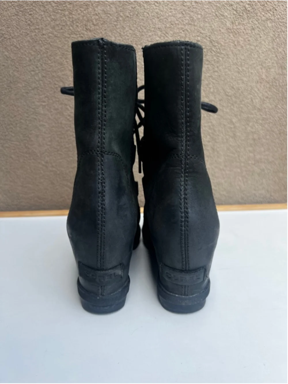 Sorel Black Wedge Boots Size 7.5 Joan of Arctic Leather Nubuck - Picture 5 of 8